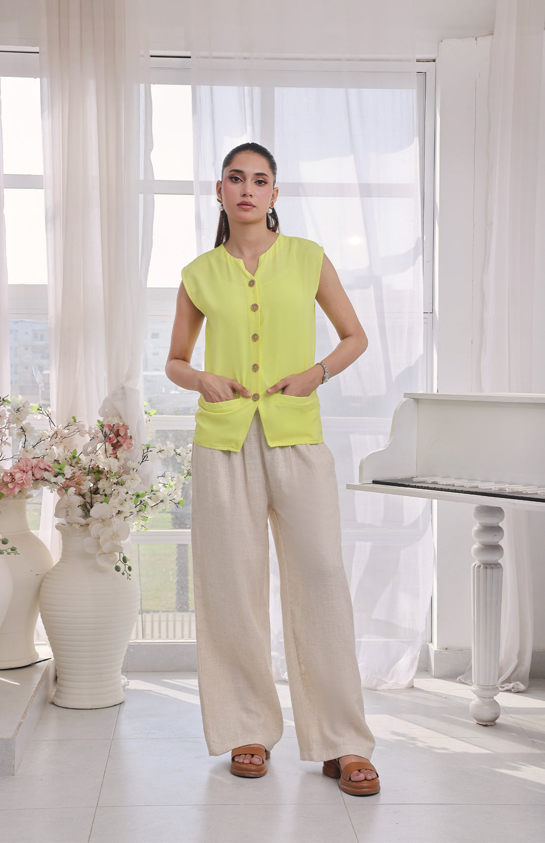 Linen City Vest Butter