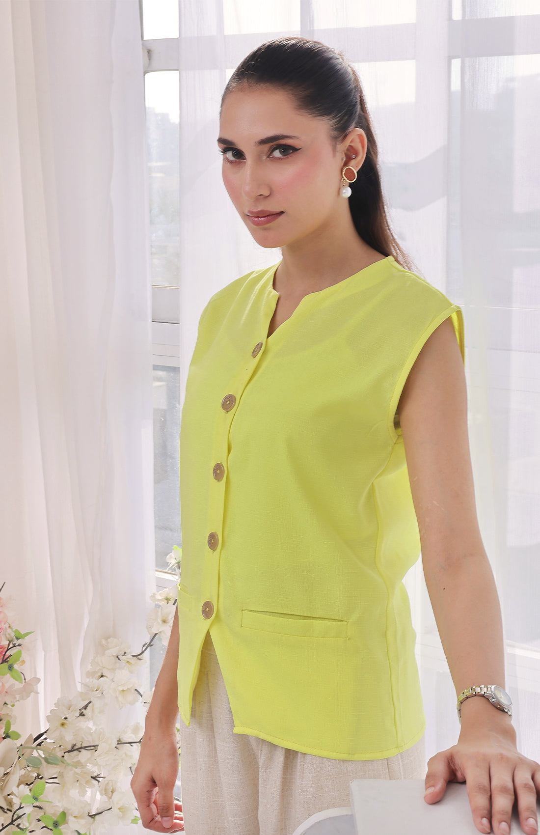 Linen City Vest Butter