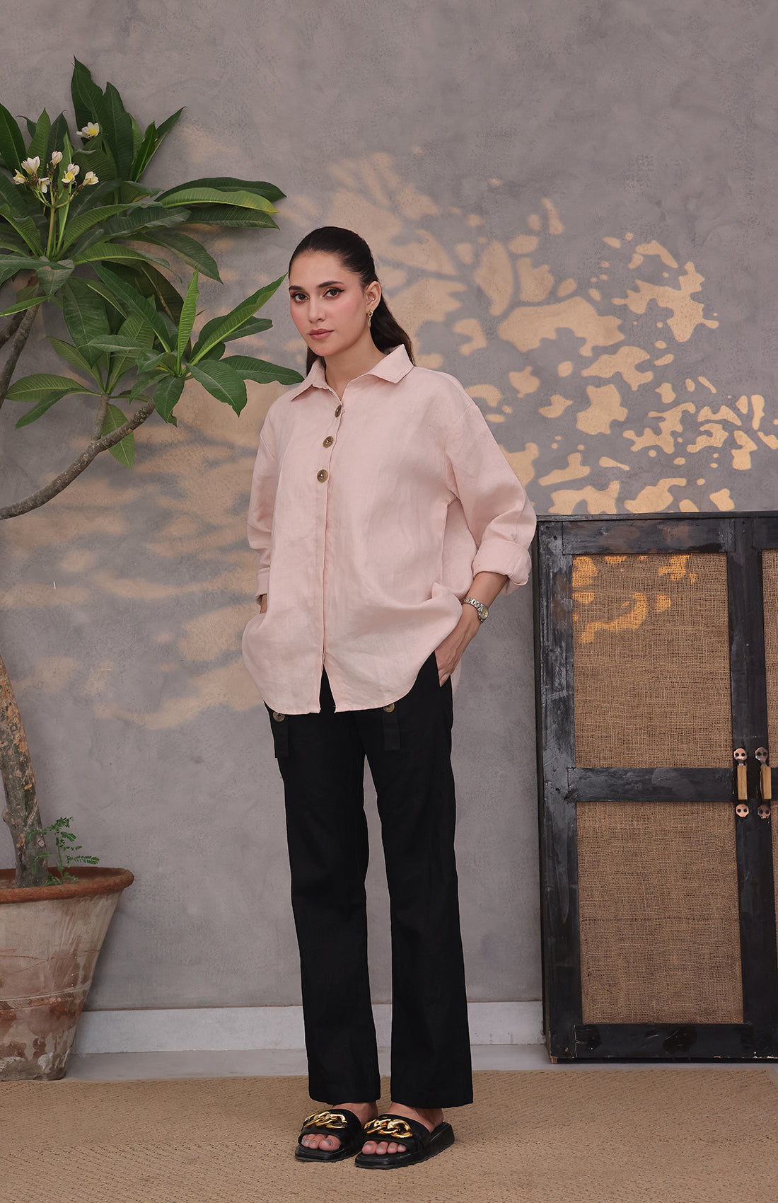 Tailored linen shirt